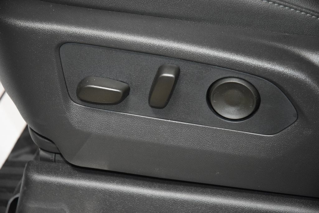 2026 Chevrolet Silverado 1500 4WD Crew Cab 147" RST - 22996957 - 39