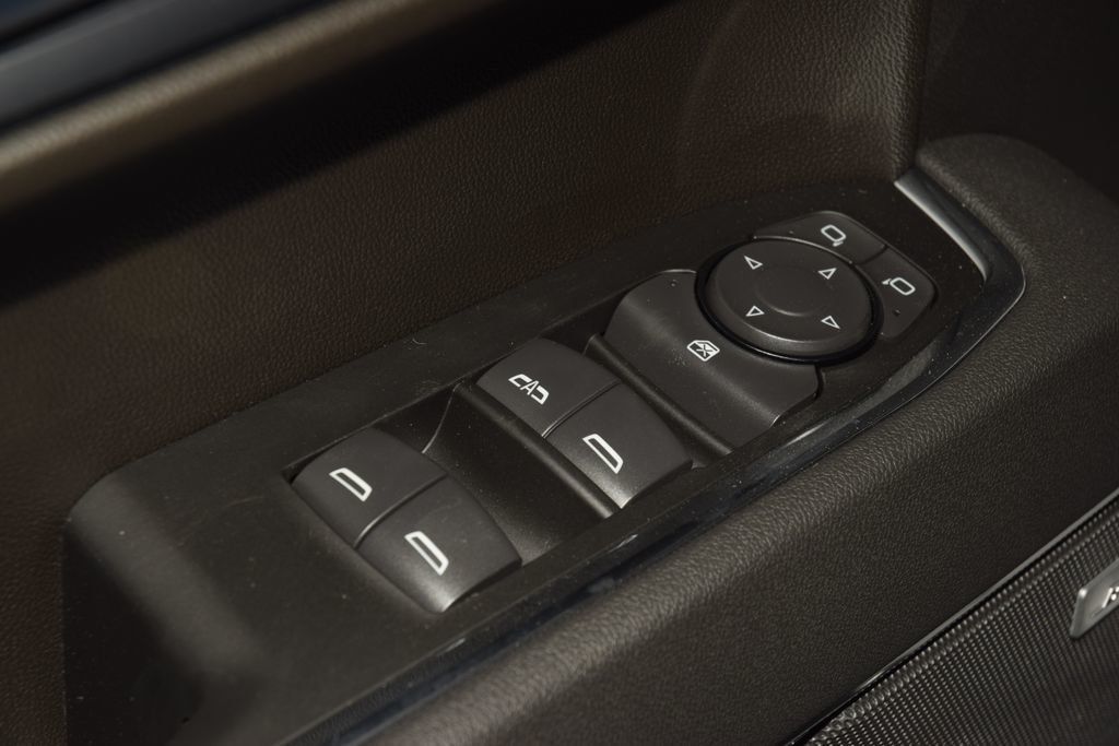 2026 Chevrolet Silverado 1500 4WD Crew Cab 147" RST - 22996957 - 45