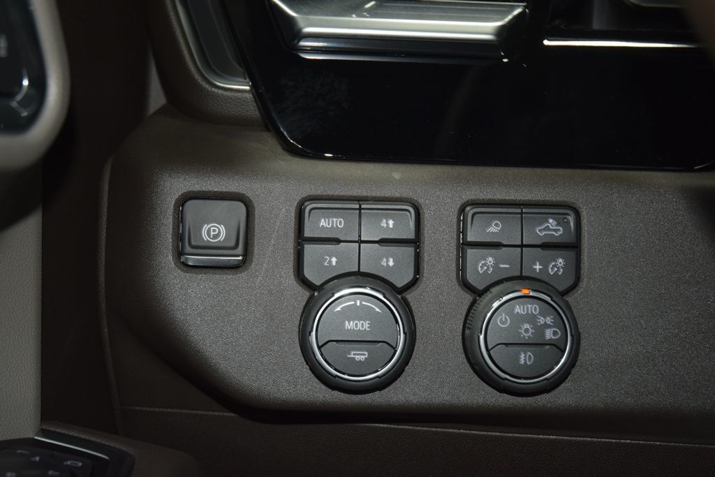 2026 Chevrolet Silverado 1500 4WD Crew Cab 147" RST - 22999576 - 35
