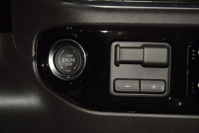 2026 Chevrolet Silverado 1500 4WD Crew Cab 147" RST - 23004735 - 32