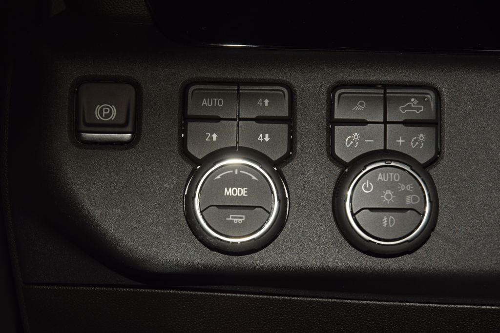2026 Chevrolet Silverado 1500 4WD Crew Cab 147" RST - 23006990 - 34