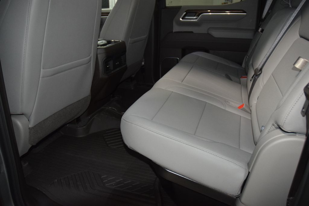 2026 Chevrolet Silverado 1500 4WD Crew Cab 147" RST - 23006997 - 41
