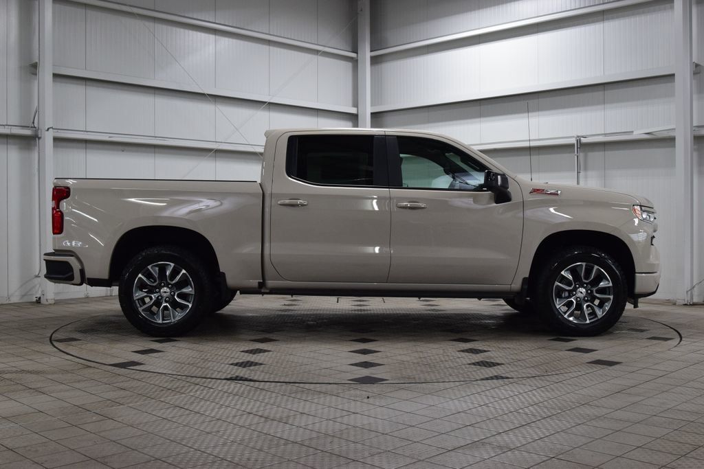 2026 Chevrolet Silverado 1500 4WD Crew Cab 147" RST - 23007039 - 8