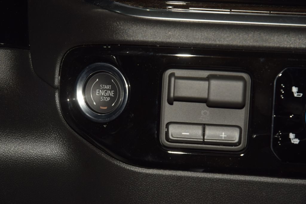 2026 Chevrolet Silverado 1500 4WD Crew Cab 147" RST - 23018797 - 37