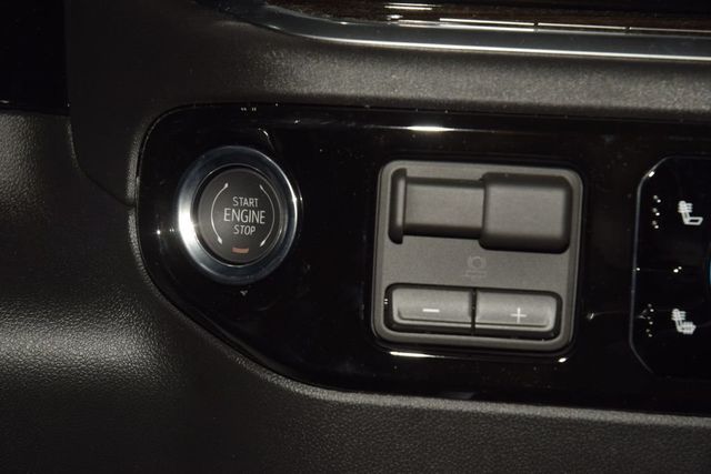2026 Chevrolet Silverado 1500 4WD Crew Cab 147" RST - 23018797 - 37