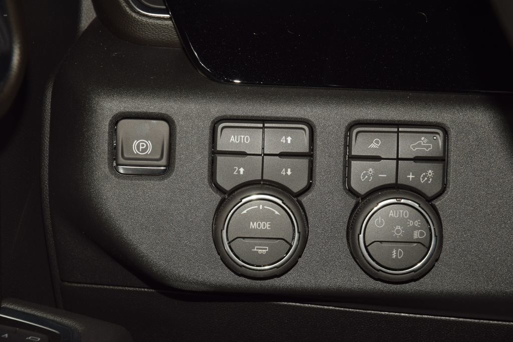 2026 Chevrolet Silverado 1500 4WD Crew Cab 147" RST - 23018797 - 38