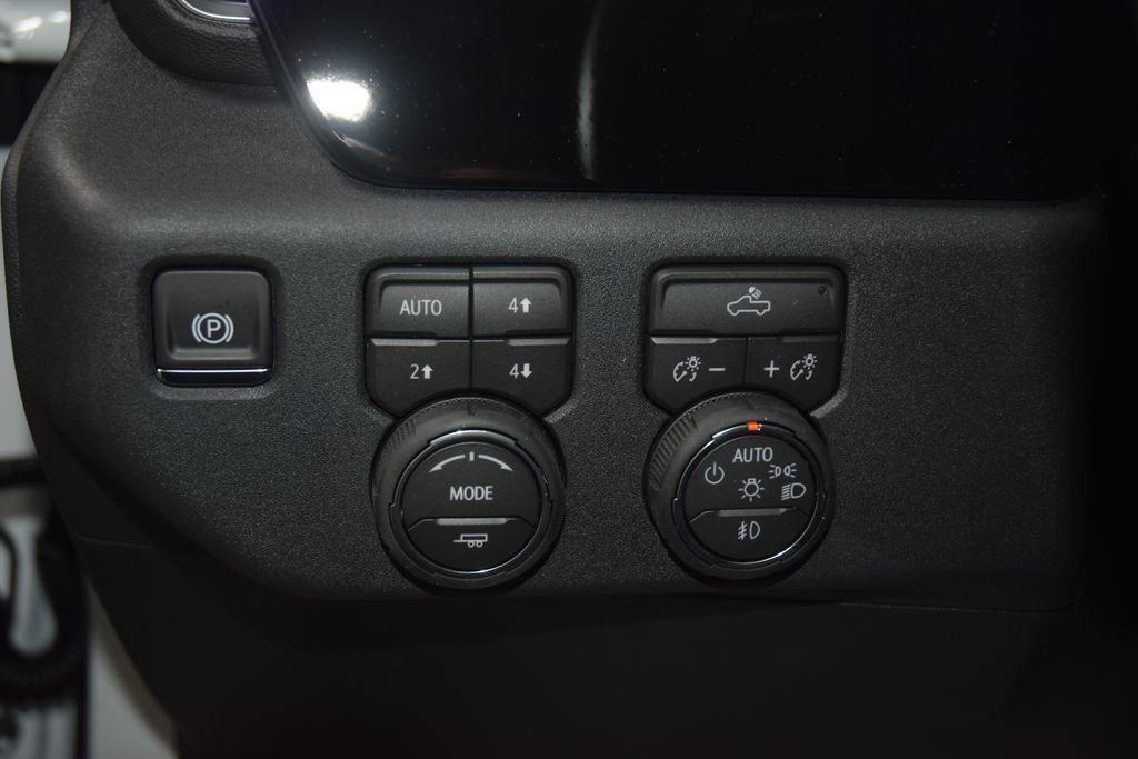 2026 Chevrolet Silverado 1500 4WD Crew Cab 147" RST - 23048098 - 39