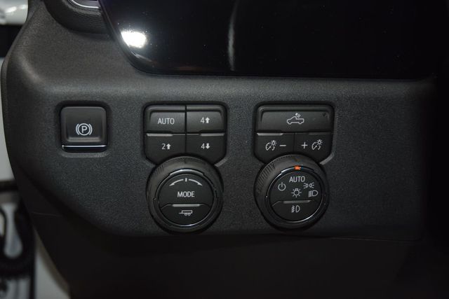 2026 Chevrolet Silverado 1500 4WD Crew Cab 147" RST - 23048098 - 39