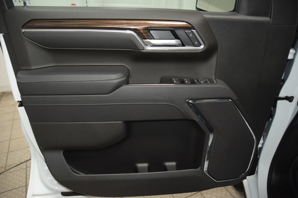 2026 Chevrolet Silverado 1500 4WD Crew Cab 147" RST - 23049171 - 48