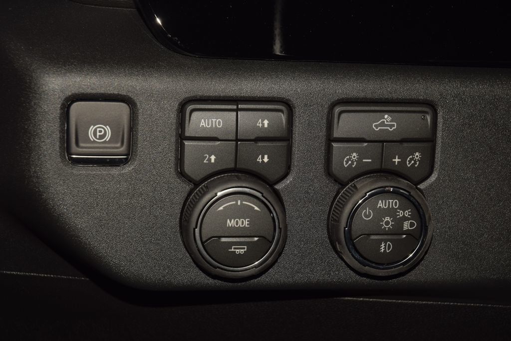2026 Chevrolet Silverado 1500 4WD Crew Cab 147" RST - 23060261 - 35