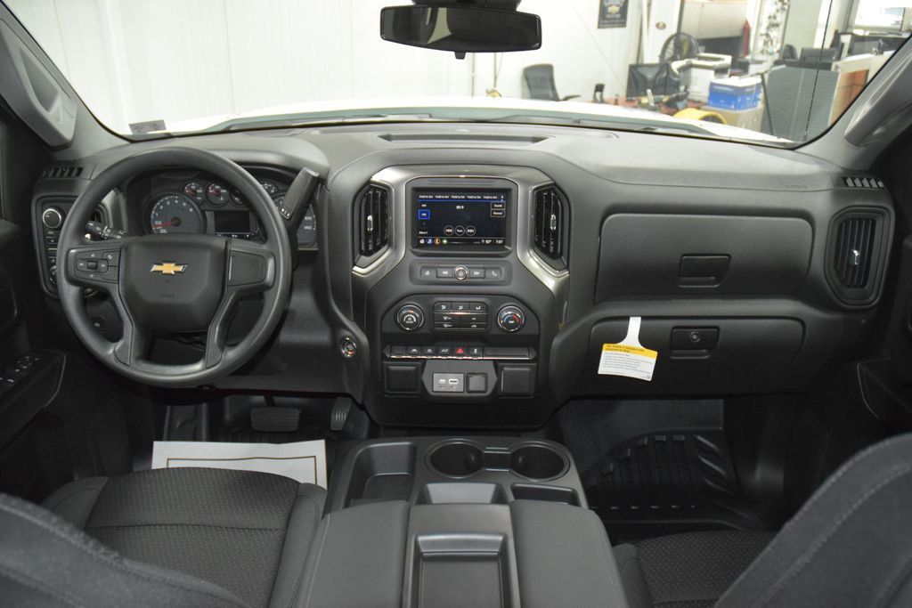 2026 Chevrolet Silverado 1500 4WD Crew Cab 147" Work Truck - 23041613 - 29