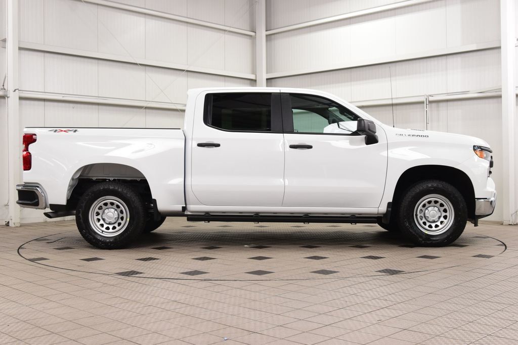 2026 Chevrolet Silverado 1500 4WD Crew Cab 147" Work Truck - 23041613 - 8