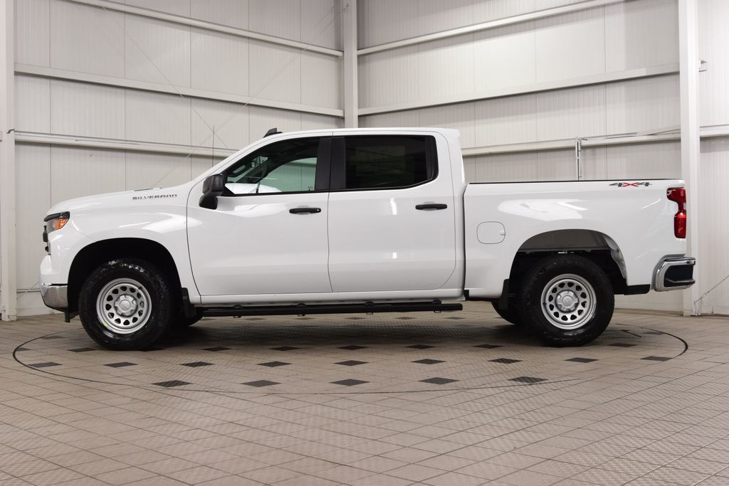 2026 Chevrolet Silverado 1500 4WD Crew Cab 147" Work Truck - 23041641 - 3