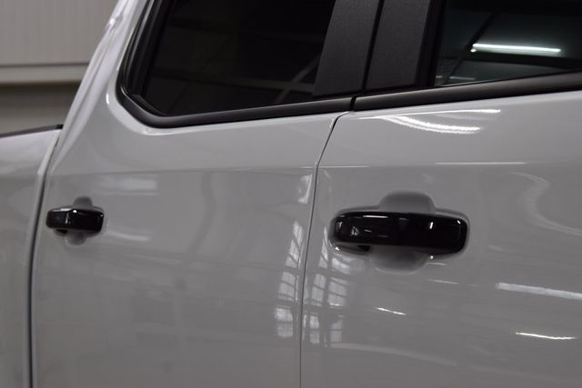 2026 Chevrolet Silverado 1500 4WD Crew Cab 147" ZR2 - 22976043 - 21