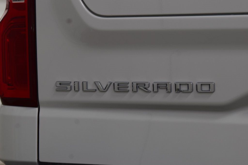 2026 Chevrolet Silverado 1500 4WD Crew Cab 147" ZR2 - 22976043 - 26