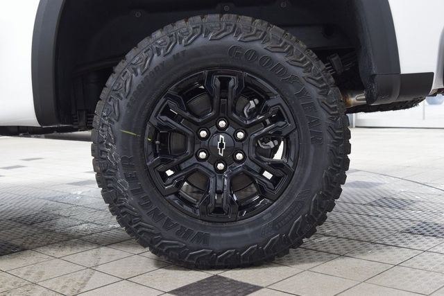 2026 Chevrolet Silverado 1500 4WD Crew Cab 147" ZR2 - 22976043 - 29