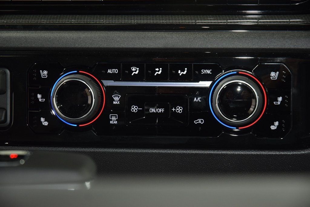 2026 Chevrolet Silverado 1500 4WD Crew Cab 147" ZR2 - 22976043 - 35