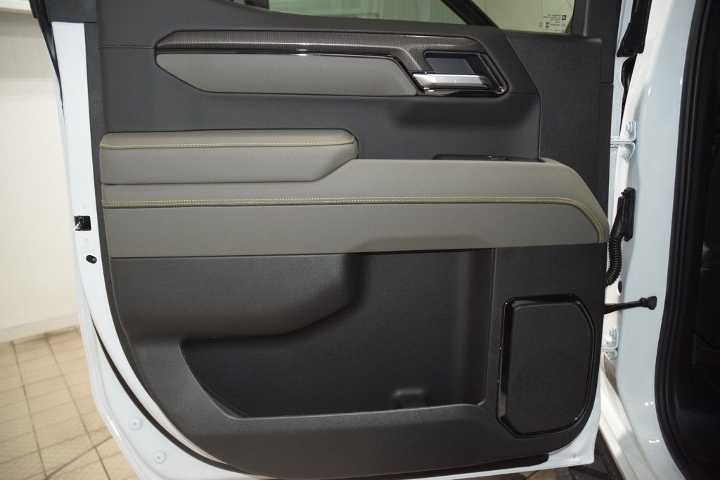 2026 Chevrolet Silverado 1500 4WD Crew Cab 147" ZR2 - 22976043 - 46