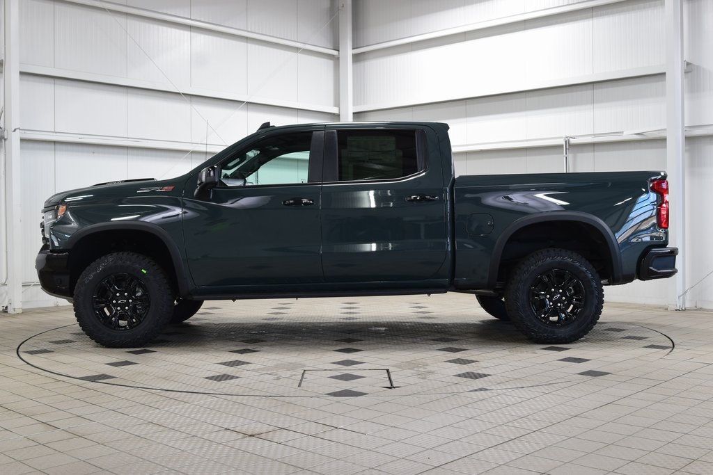 2026 Chevrolet Silverado 1500 4WD Crew Cab 147" ZR2 - 22979351 - 3