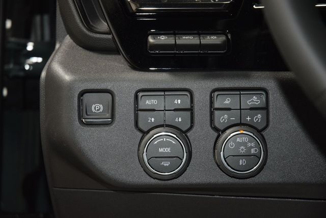 2026 Chevrolet Silverado 1500 4WD Crew Cab 147" ZR2 - 22979351 - 39