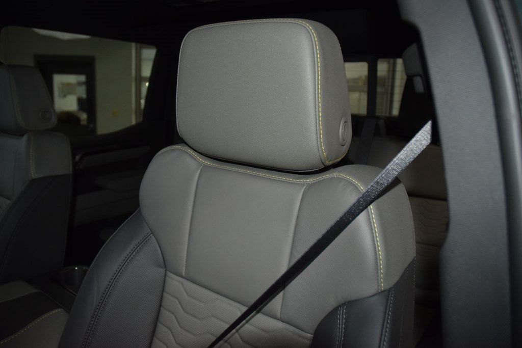 2026 Chevrolet Silverado 1500 4WD Crew Cab 147" ZR2 - 22979351 - 45