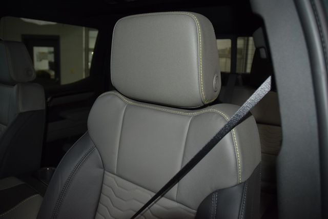 2026 Chevrolet Silverado 1500 4WD Crew Cab 147" ZR2 - 22979351 - 45