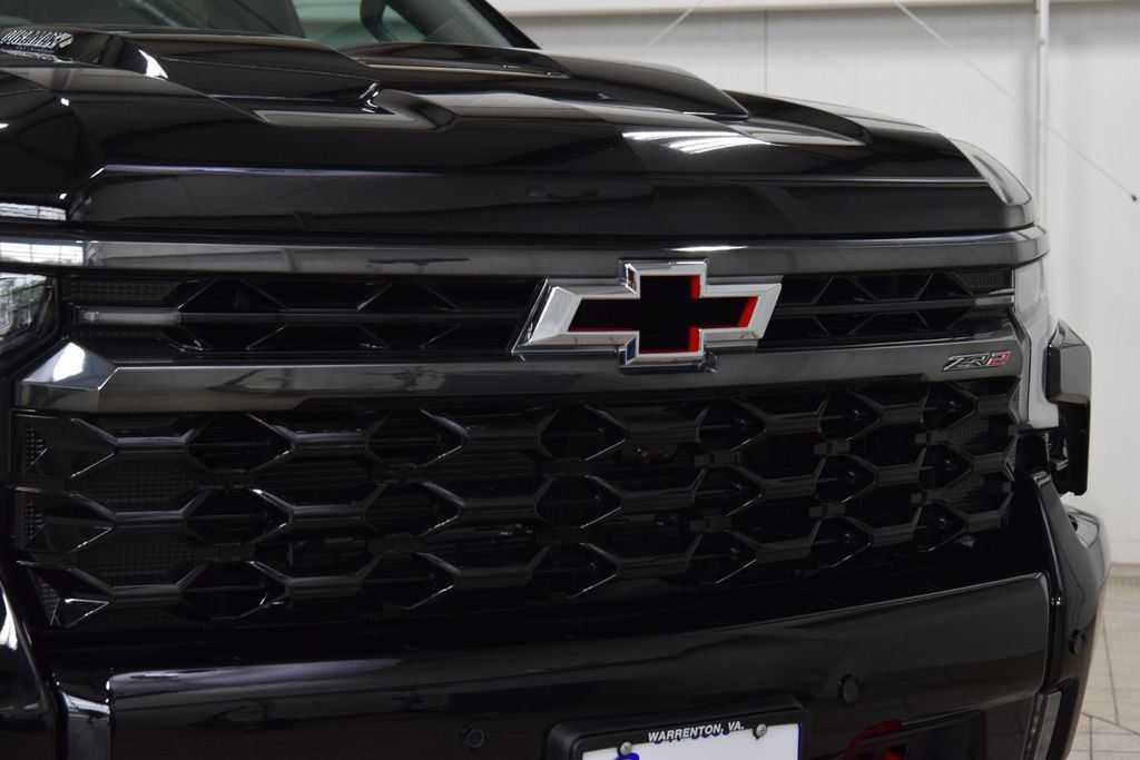 2026 Chevrolet Silverado 1500 4WD Crew Cab 147" ZR2 - 23018801 - 10