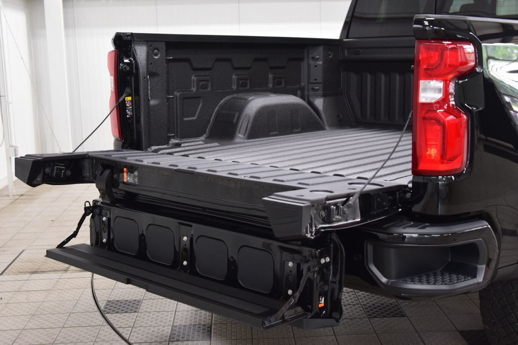 2026 Chevrolet Silverado 1500 4WD Crew Cab 147" ZR2 - 23018801 - 28