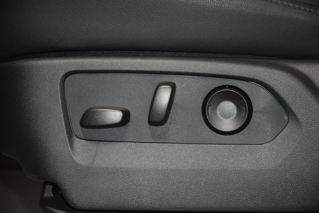 2026 Chevrolet Silverado 1500 4WD Crew Cab 147" ZR2 - 23018801 - 43