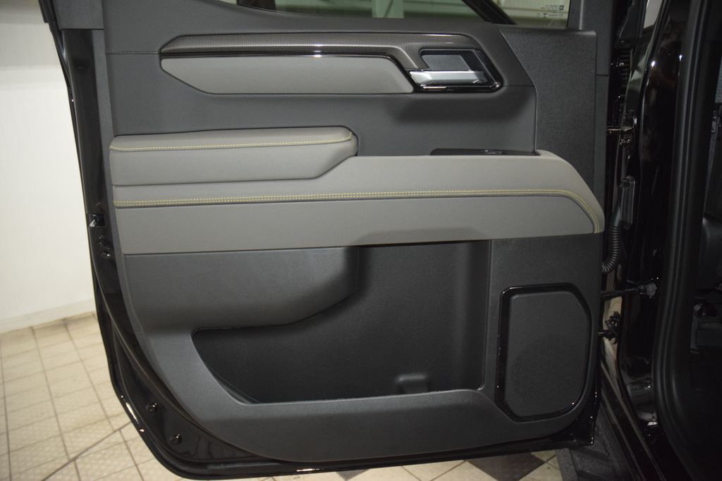 2026 Chevrolet Silverado 1500 4WD Crew Cab 147" ZR2 - 23018801 - 46