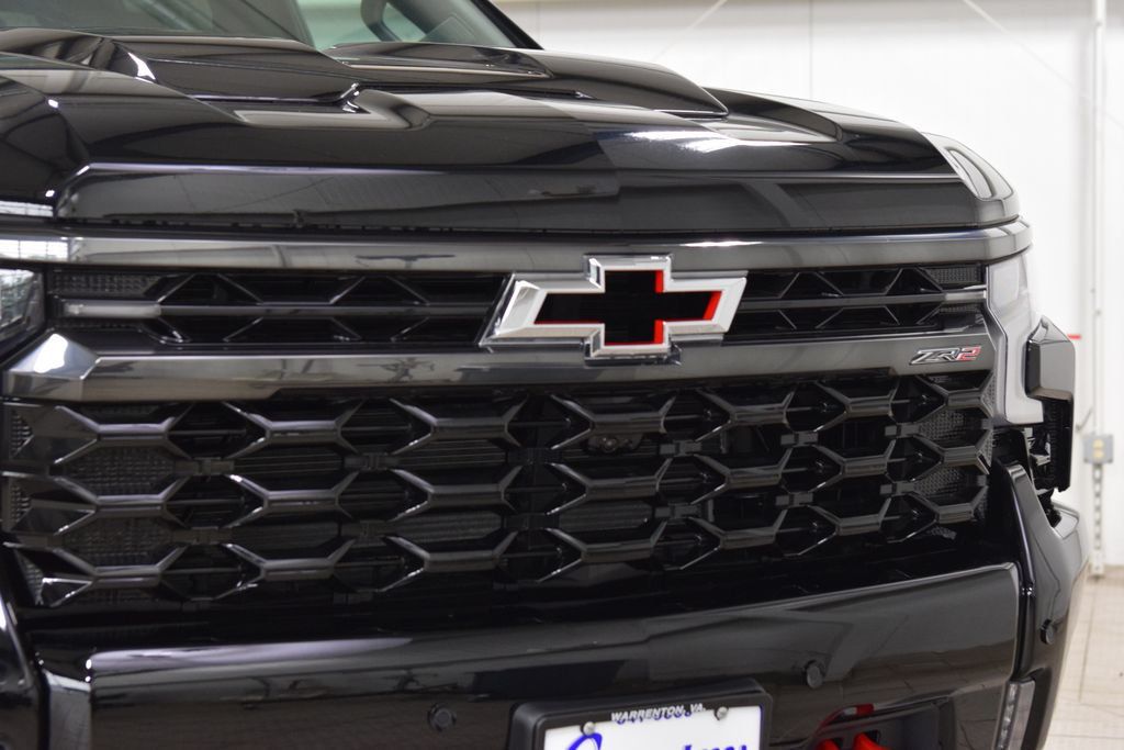 2026 Chevrolet Silverado 1500 4WD Crew Cab 147" ZR2 - 23027015 - 10