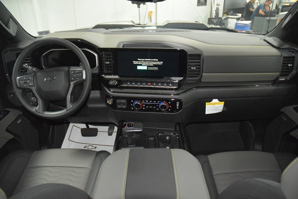 2026 Chevrolet Silverado 1500 4WD Crew Cab 147" ZR2 - 23027015 - 33