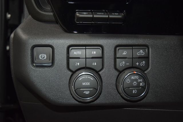 2026 Chevrolet Silverado 1500 4WD Crew Cab 147" ZR2 - 23027015 - 38