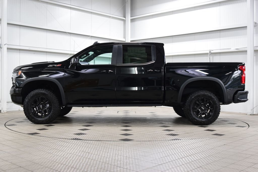 2026 Chevrolet Silverado 1500 4WD Crew Cab 147" ZR2 - 23027015 - 3