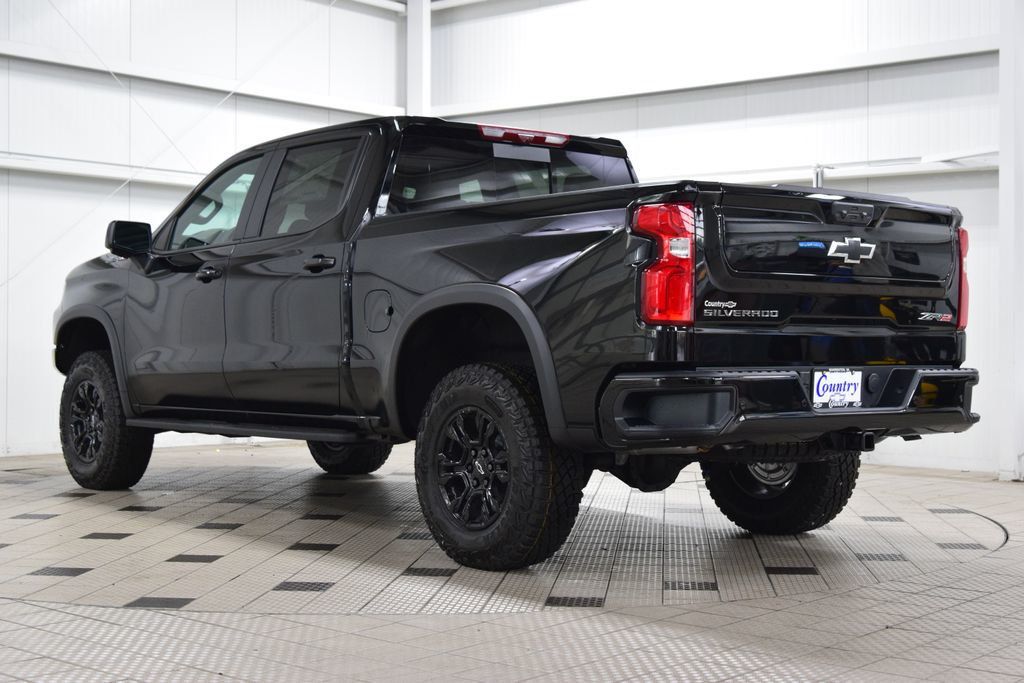 2026 Chevrolet Silverado 1500 4WD Crew Cab 147" ZR2 - 23027015 - 5
