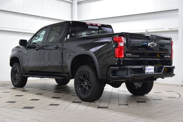2026 Chevrolet Silverado 1500 4WD Crew Cab 147" ZR2 - 23027015 - 5