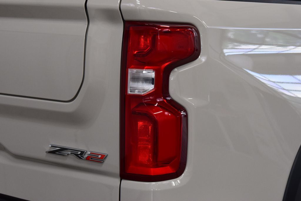 2026 Chevrolet Silverado 1500 4WD Crew Cab 147" ZR2 - 23028562 - 22