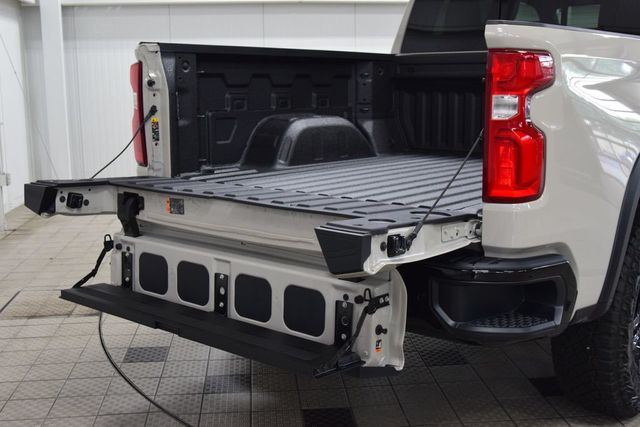 2026 Chevrolet Silverado 1500 4WD Crew Cab 147" ZR2 - 23028562 - 28
