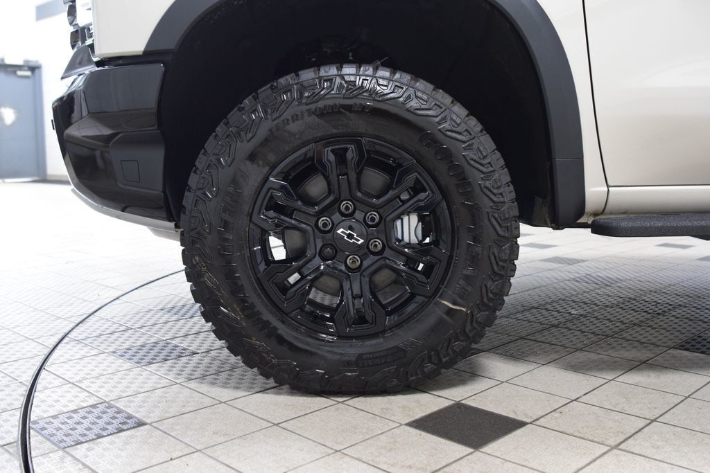 2026 Chevrolet Silverado 1500 4WD Crew Cab 147" ZR2 - 23028562 - 30