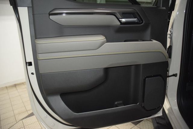 2026 Chevrolet Silverado 1500 4WD Crew Cab 147" ZR2 - 23028562 - 46