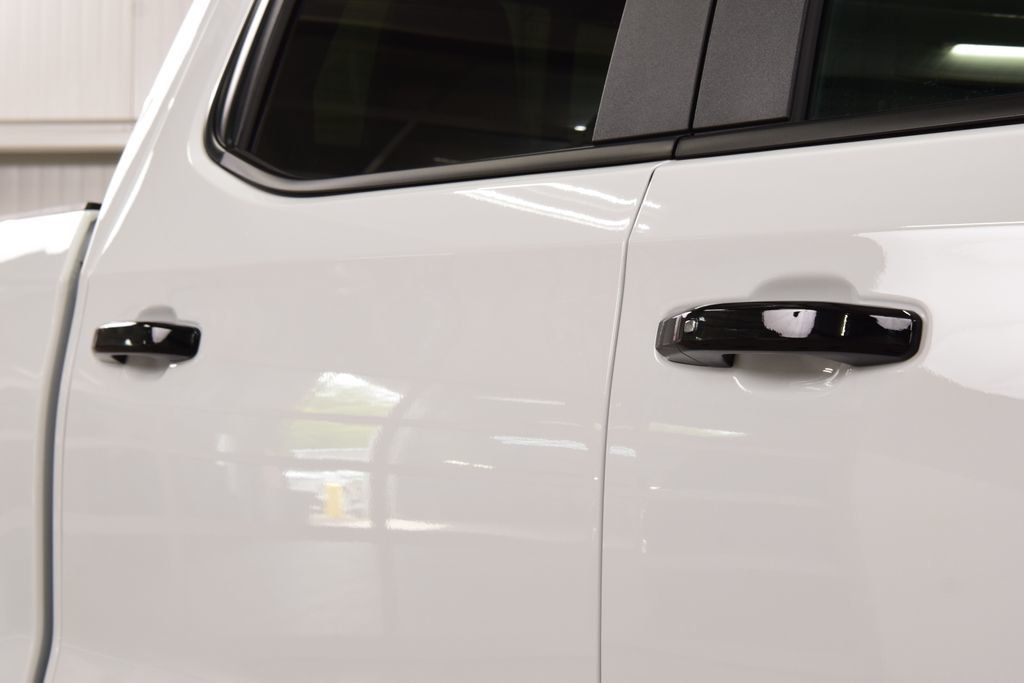 2026 Chevrolet Silverado 1500 4WD Crew Cab 147" ZR2 - 23028565 - 21