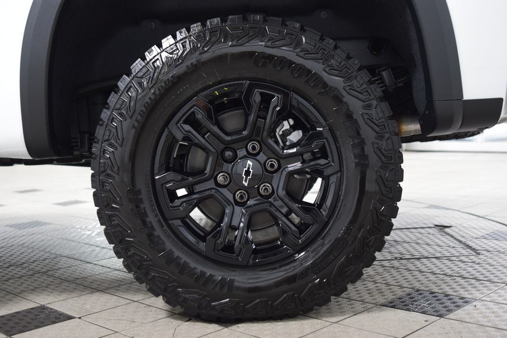 2026 Chevrolet Silverado 1500 4WD Crew Cab 147" ZR2 - 23028565 - 29
