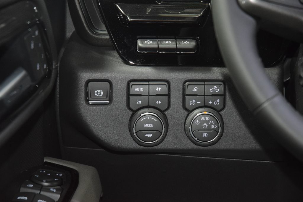2026 Chevrolet Silverado 1500 4WD Crew Cab 147" ZR2 - 23028571 - 38