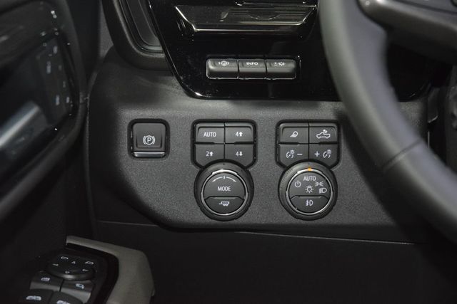 2026 Chevrolet Silverado 1500 4WD Crew Cab 147" ZR2 - 23028571 - 38
