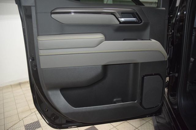2026 Chevrolet Silverado 1500 4WD Crew Cab 147" ZR2 - 23028571 - 46
