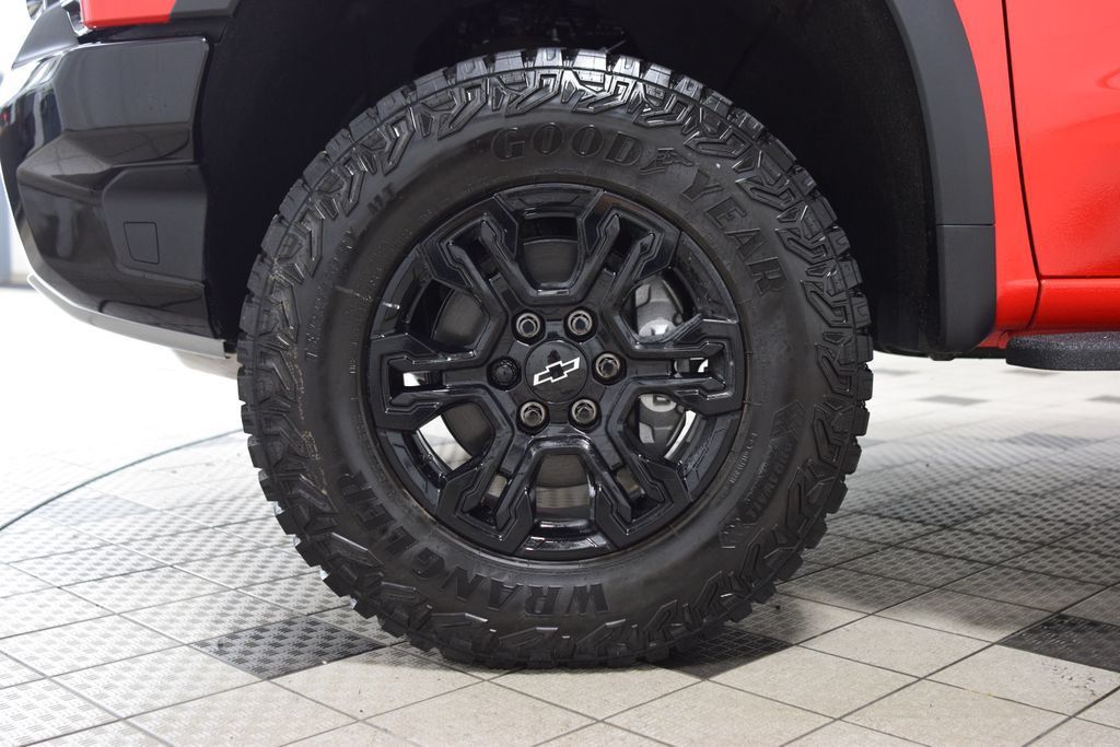 2026 Chevrolet Silverado 1500 4WD Crew Cab 147" ZR2 - 23033283 - 30