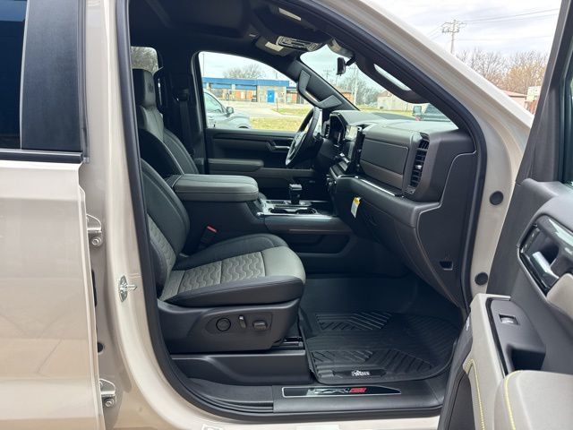 2026 Chevrolet Silverado 1500 4WD Crew Cab 147" ZR2 - 22990405 - 10