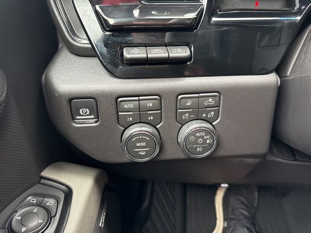 2026 Chevrolet Silverado 1500 4WD Crew Cab 147" ZR2 - 22990405 - 17