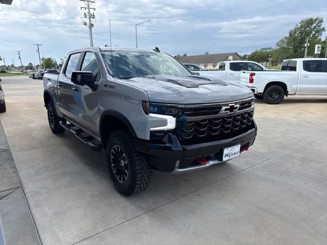 2026 Chevrolet Silverado 1500 4WD Crew Cab 147" ZR2 - 23020661 - 0