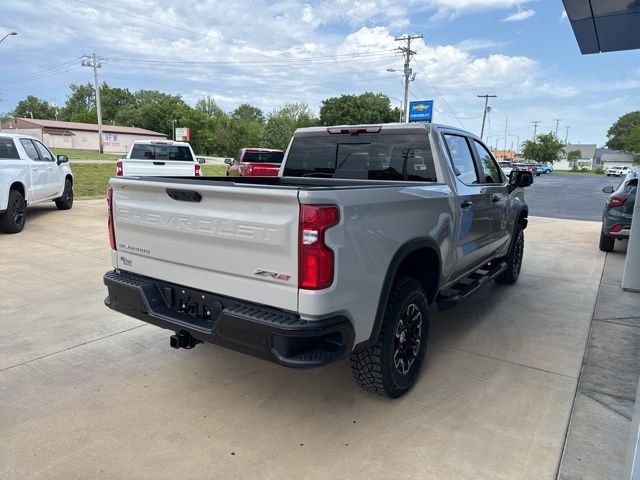 2026 Chevrolet Silverado 1500 4WD Crew Cab 147" ZR2 - 23020661 - 5